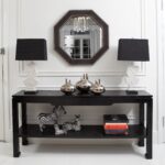 console table decoration photo