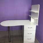 table pour examen de photo de manucure