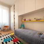 mobili per una piccola foto interna della stanza dei bambini