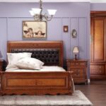 meubles en bois dans la chambre