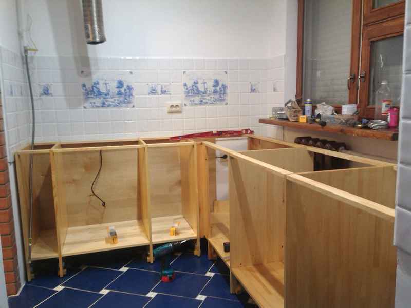 cuisine à partir de planches de meubles