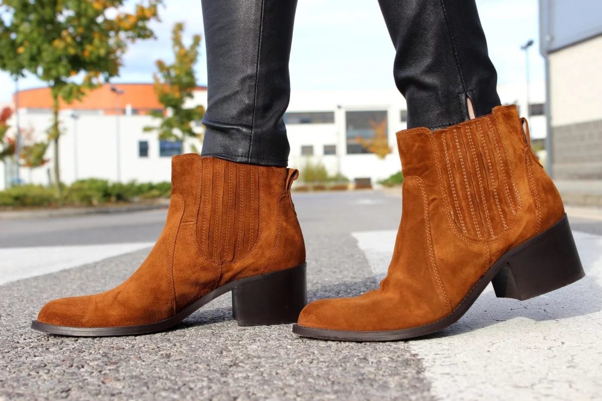 Wildlederschuhe