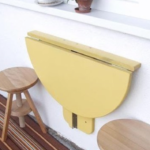 table de balcon jaune