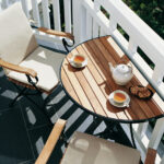 belle table de balcon