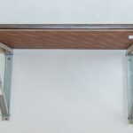 table sur le balcon
