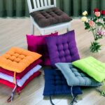 coup chaise multicolore