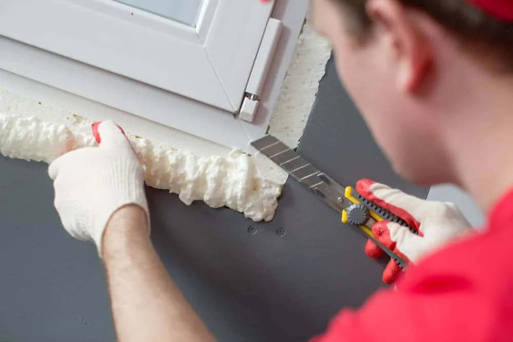 travailler avec de la mousse de polyuréthane