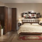 agencement des meubles dans les idées d'intérieur de la chambre