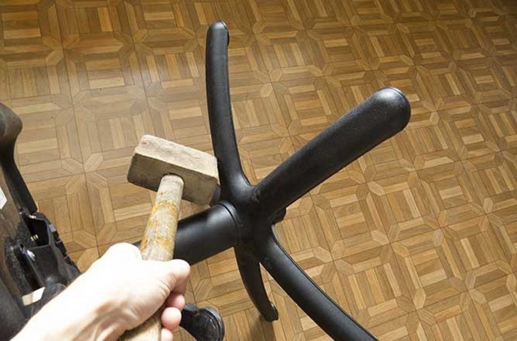 remplacement des pieds de chaise de bureau