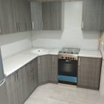 cozinha cinza com branco