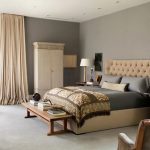 couleurs à l'intérieur gris avec beige