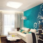 les couleurs à l'intérieur sont le bleu et le blanc