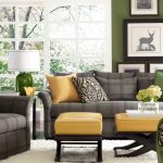 couleurs à l'intérieur gris avec du jaune
