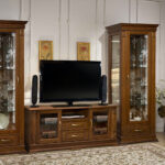 meubles en bois dans le salon