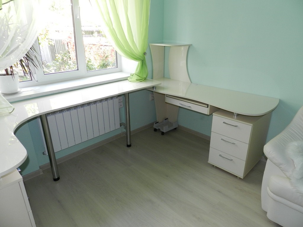 Tables en L