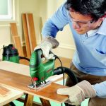 couper le matériel pour la table