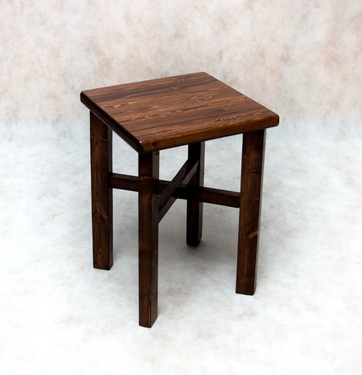 tabouret en bois