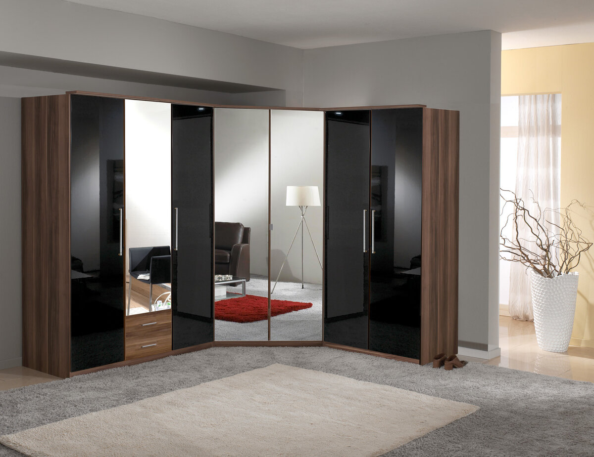 armoire d'angle dans le salon