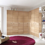meuble d'angle en bois clair