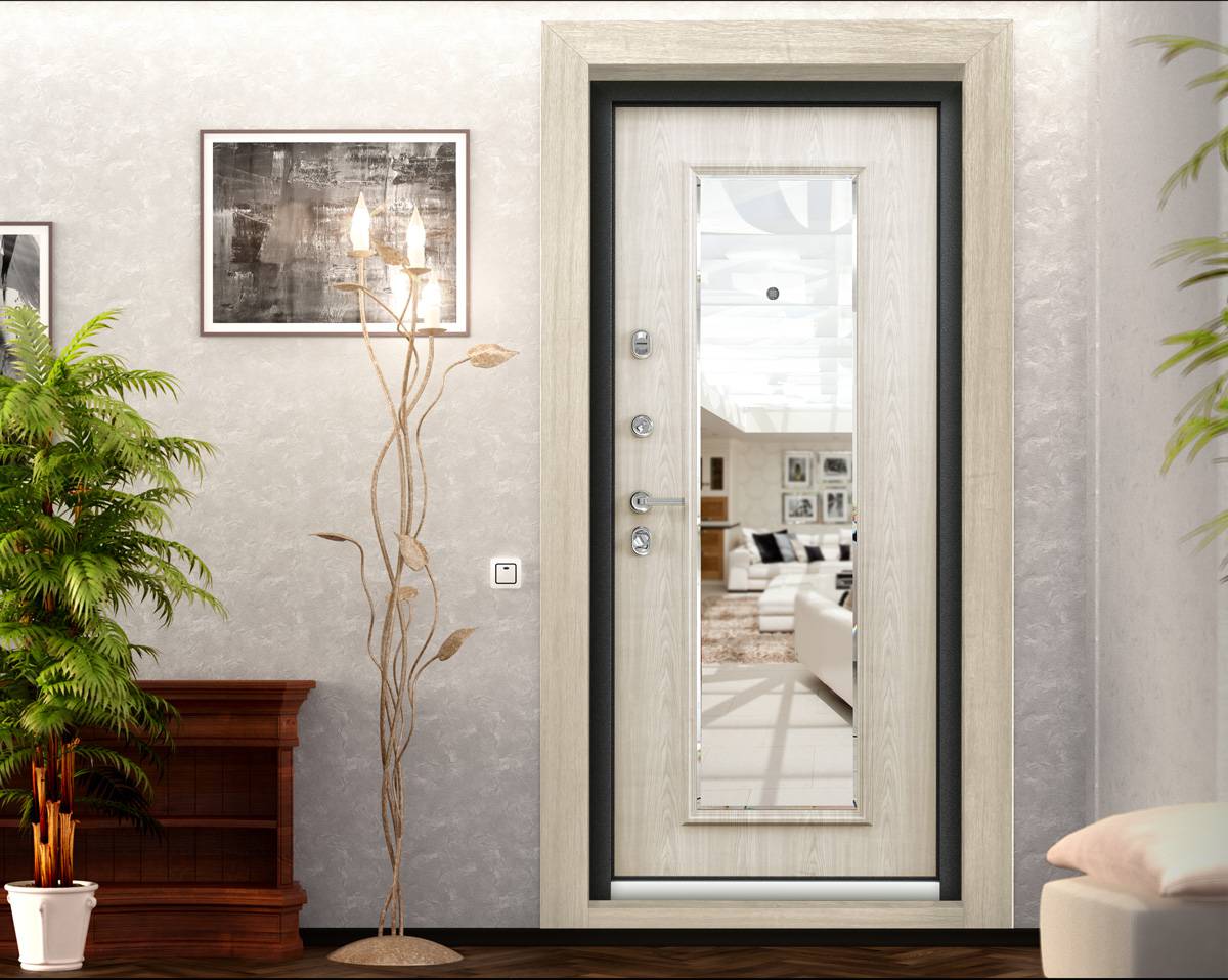 miroir sur la porte d'entrée