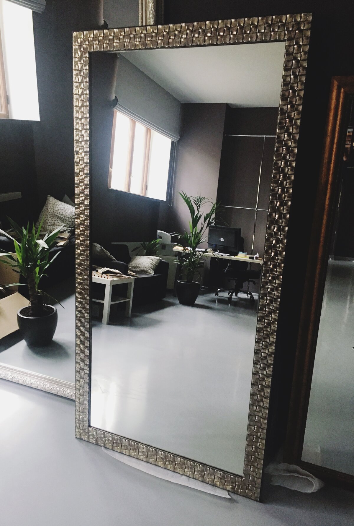 cadre de miroir de salle de bain
