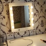 décoration miroir rétro-éclairé
