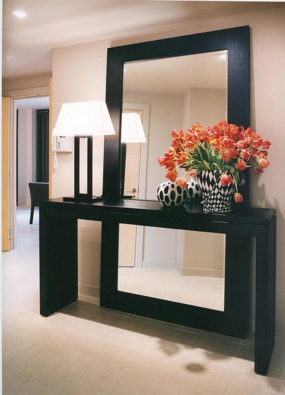 fleurs devant le miroir