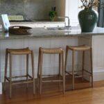 tabouret de bar en osier