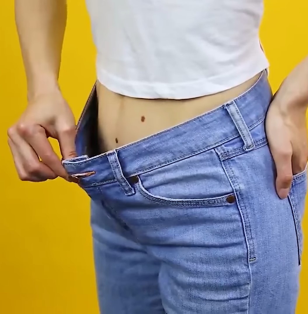große Hose in der Taille