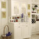 credenza cucina con lavanda