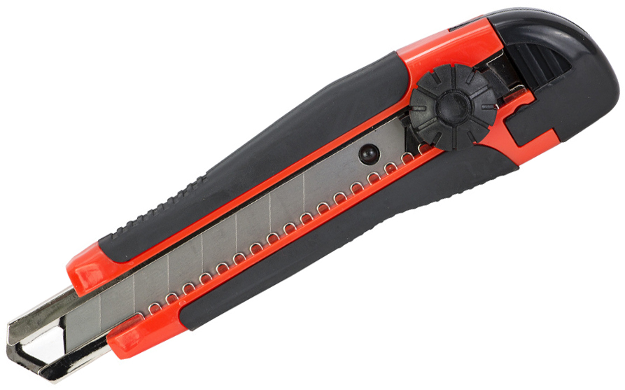 cutter pour couper les panneaux en plastique