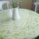 table de découpage blanc