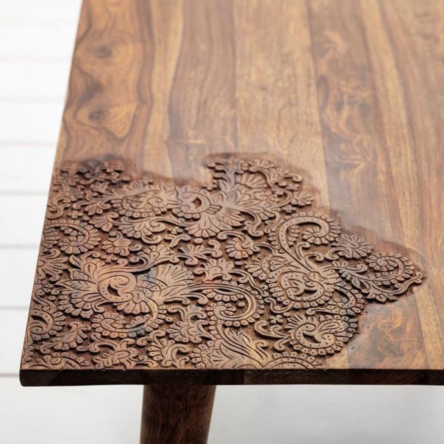 décor de table en bois