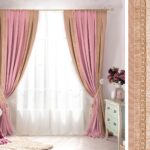 rideaux bicolores beiges et roses
