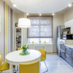 rideaux courts dans la photo de décoration de cuisine