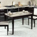 table de cuisine noire