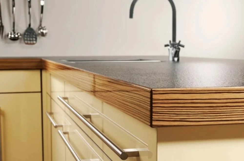 bord pour plateau de table