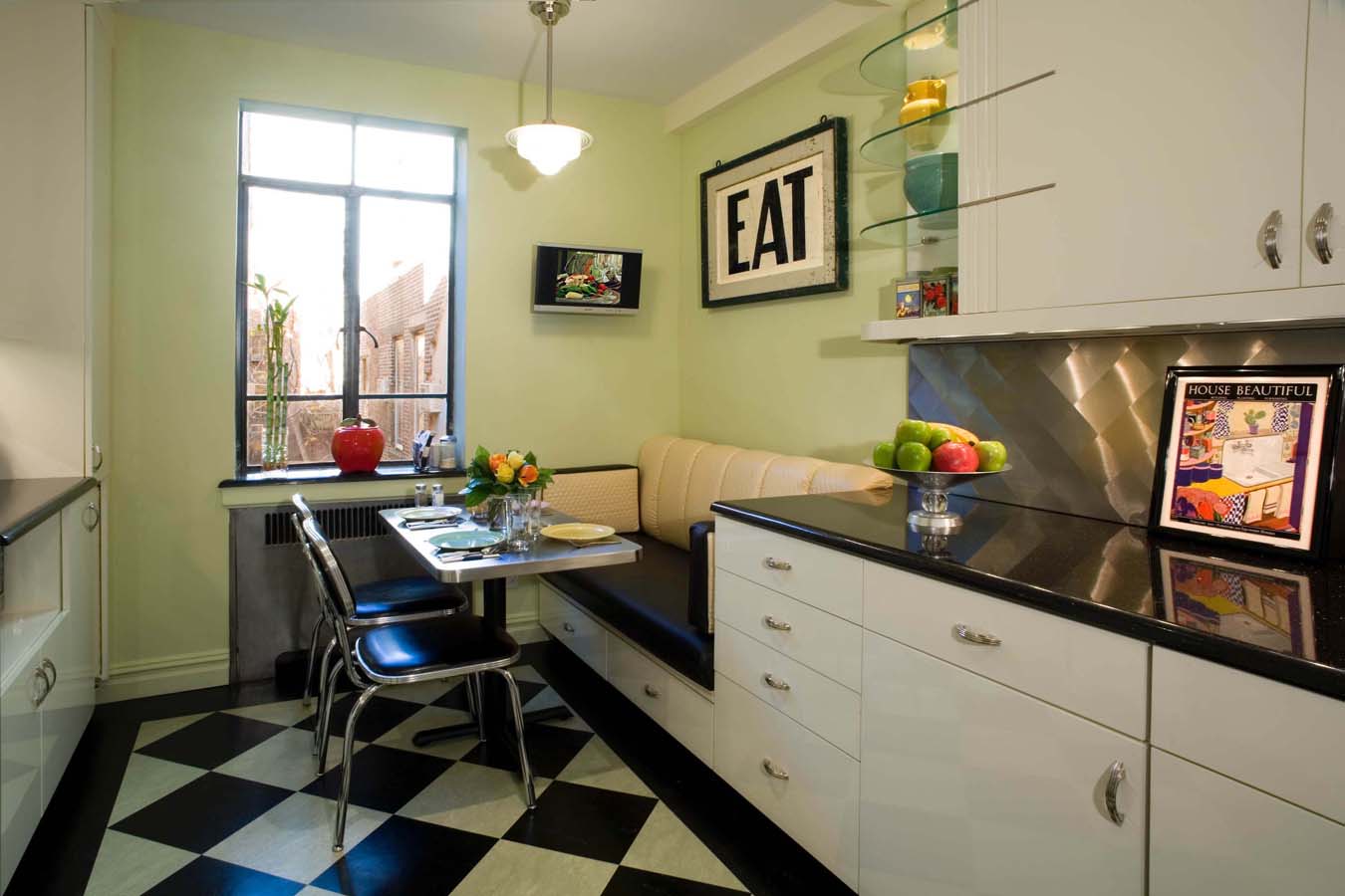 cuisine 10 m² avec canapé