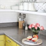 vues du comptoir de la cuisine