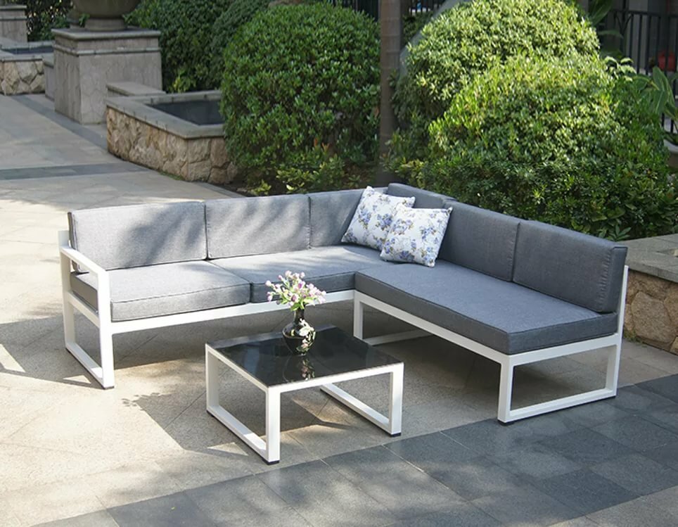 muebles de metal para casas de verano