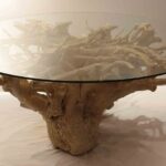 table ronde en bois sur pied épais