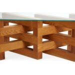 table en bois avec pieds entrelacés
