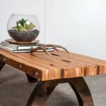 table en mosaïque de bois