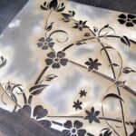 décor de table au pochoir