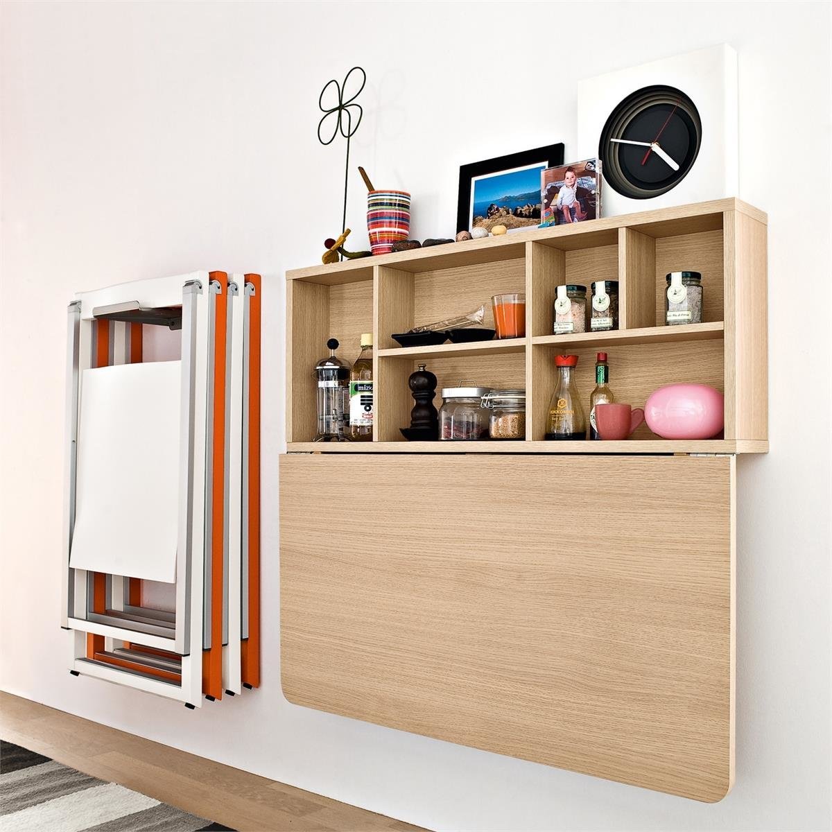 table pliante avec fixation au mur photo décoration