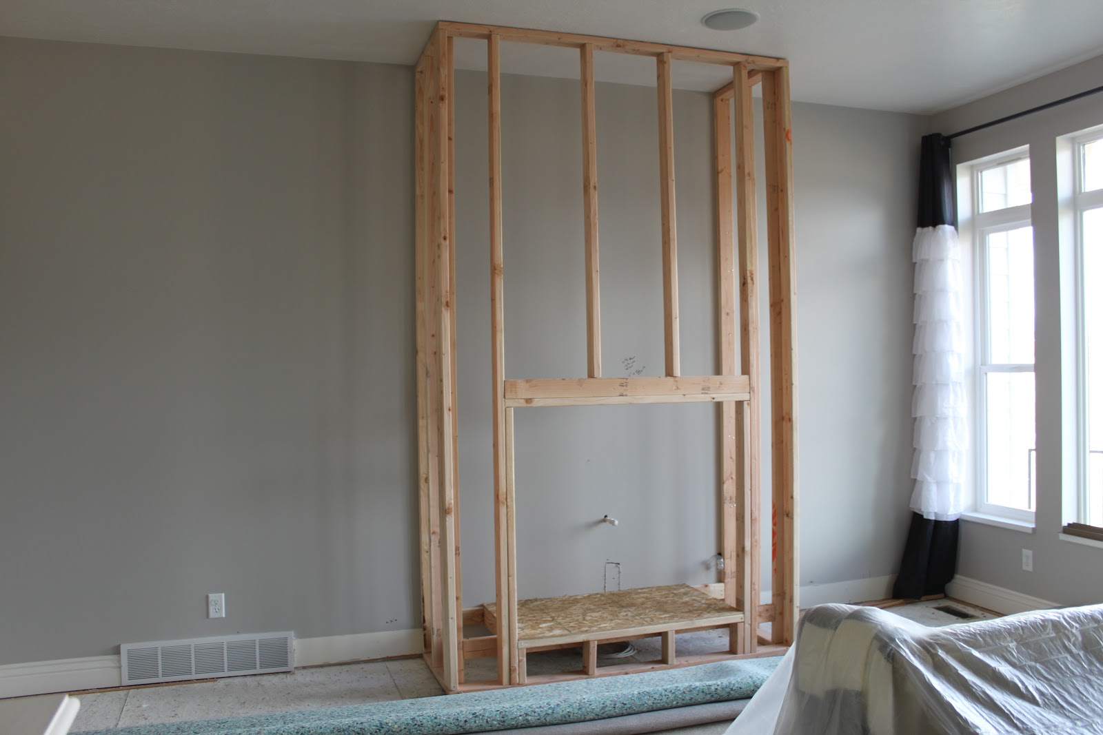 cadre d'armoire fait maison