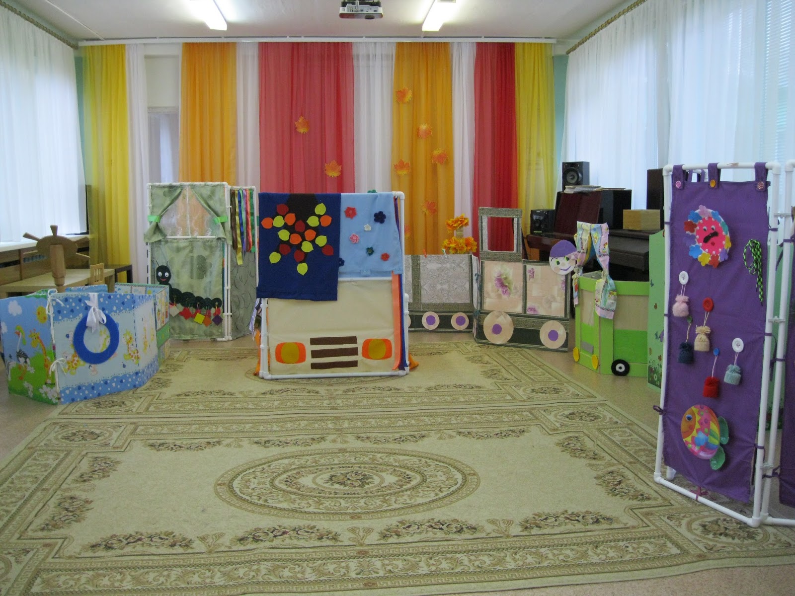 idées de conception d'écran de maternelle