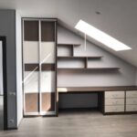 Kleiderschrank im Dachgeschoss Innenfoto