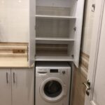 Kleiderschrank über Waschmaschinen-Design-Ideen