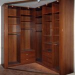 armoire trapèze en bois